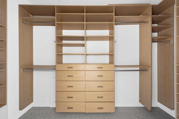 Interior, Walk-in Closets