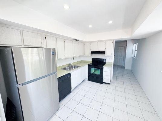Interior, Kitchen, Recessed Lighting