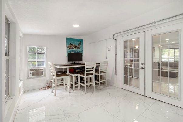 Dining room, Interior, Marble, Recessed Lighting
