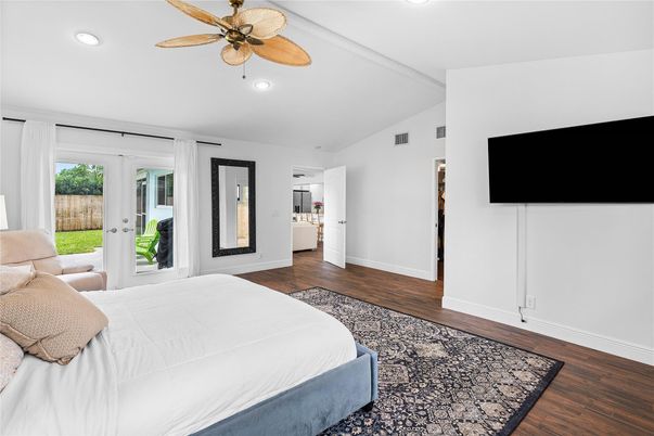 Bedroom, Interior, Recessed Lighting, Wood Texture Flooring