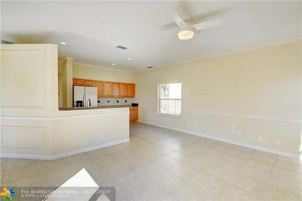 Empty room, Interior, Kitchen, Recessed Lighting