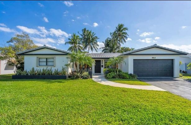 Attached, Backyard, Exterior, Facade, Ranch