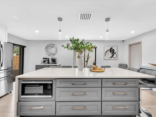 Dining room, Interior, Kitchen, Pendant Lights, Recessed Lighting, Wood Texture Flooring