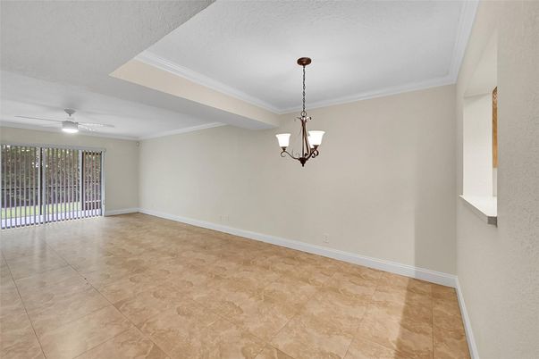 Chandelier, Empty room, Interior, Pendant Lights