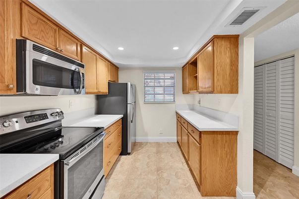 Interior, Kitchen, Recessed Lighting