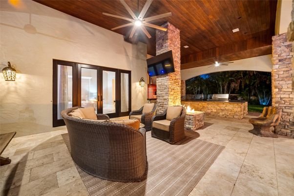 Exterior, Recessed Lighting