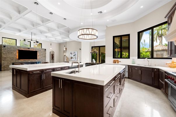 Interior, Kitchen, Pendant Lights, Recessed Lighting, Stone Walls
