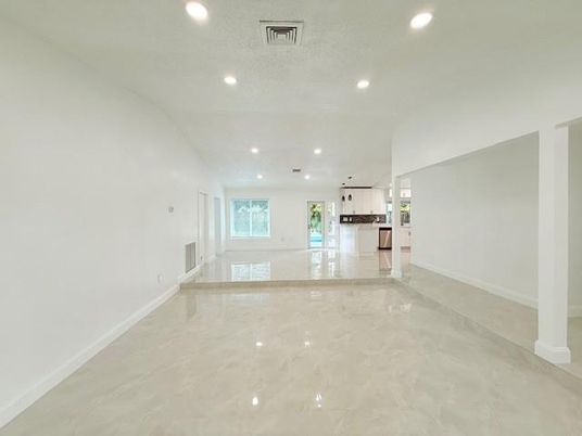Empty room, Interior, Kitchen, Recessed Lighting