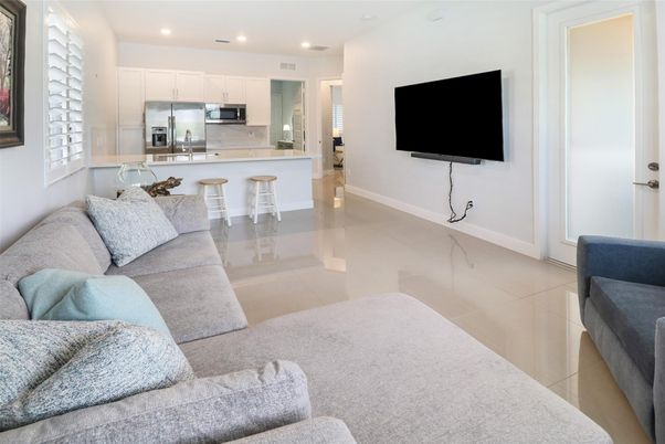 Interior, Kitchen, Living room, Recessed Lighting, Stainless Steel Appliances