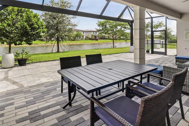 Exterior, Glass Ceilings, Interior, Sun Room, Water
