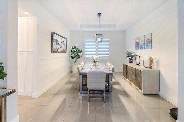 Dining room, Interior, Pendant Lights, Recessed Lighting