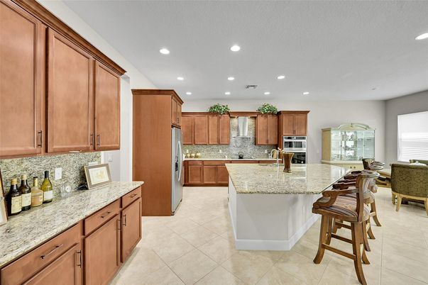Dining room, Interior, Kitchen, Recessed Lighting, Stainless Steel Appliances