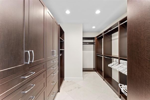 Interior, Recessed Lighting, Walk-in Closets