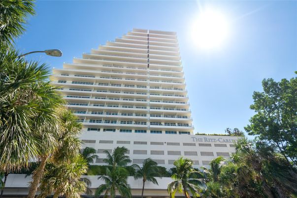 Exterior, Facade, Condo Building