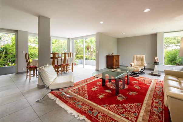 Dining room, Interior, Living room, Recessed Lighting