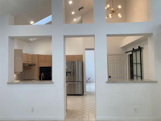 Interior, Kitchen, Pendant Lights, Recessed Lighting, Stainless Steel Appliances