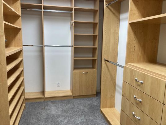 Interior, Walk-in Closets