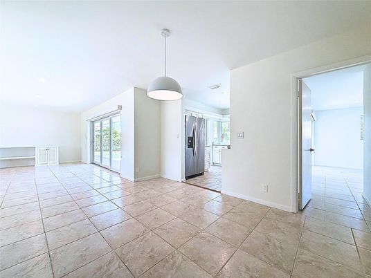 Empty room, Interior, Kitchen, Pendant Lights, Recessed Lighting