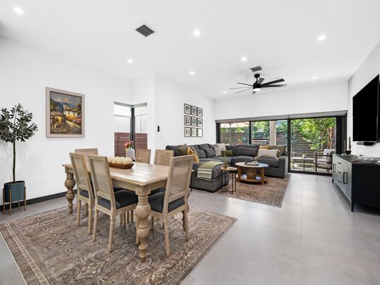 Dining room, Interior, Living room, Recessed Lighting