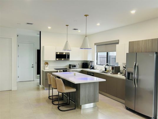 Interior, Kitchen, Pendant Lights, Recessed Lighting, Stainless Steel Appliances