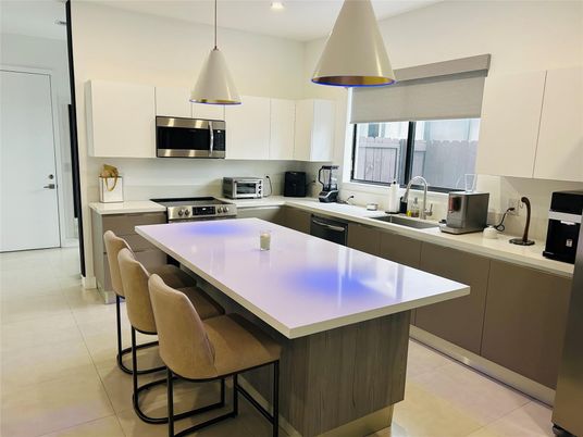Interior, Kitchen, Pendant Lights, Recessed Lighting, Stainless Steel Appliances