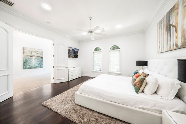Bedroom, Interior, Recessed Lighting, Wood Texture Flooring