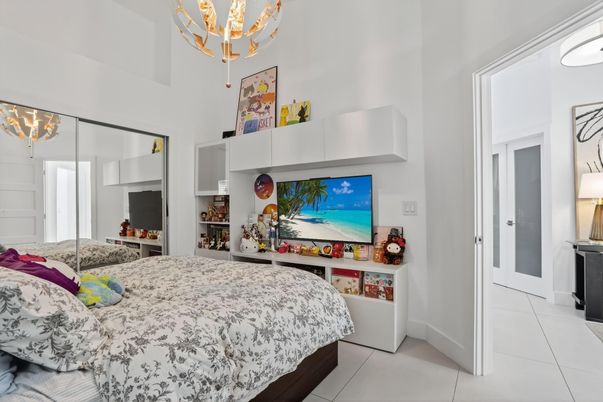 Bedroom, Chandelier, Interior