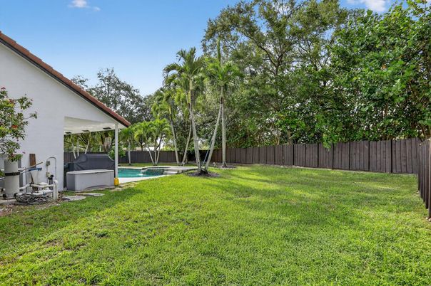Backyard, Exterior, Pool