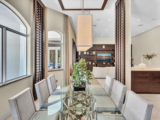 Dining room, Interior, Kitchen, Living room, Pendant Lights, Recessed Lighting