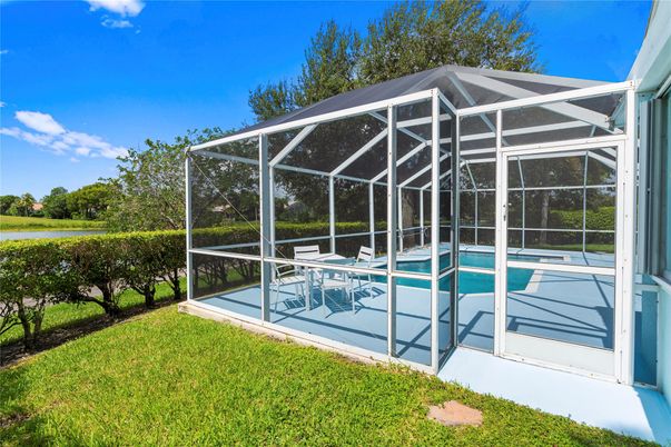 Exterior, Pool, Sun Room