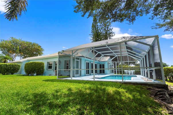 Backyard, Exterior, Pool