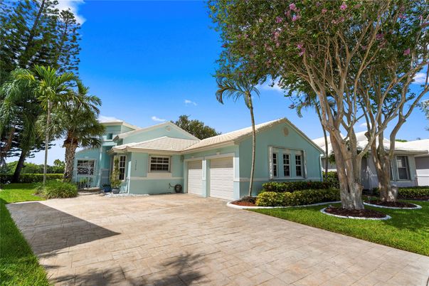 Attached, Backyard, Exterior, Facade, Ranch