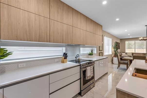 Dining room, Interior, Kitchen, Living room, Marble, Pendant Lights, Recessed Lighting