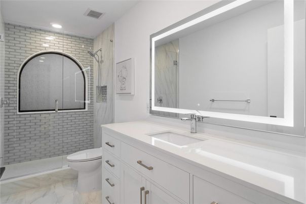 Bathroom, Dual Sink Vanities, Interior, Marble, Recessed Lighting