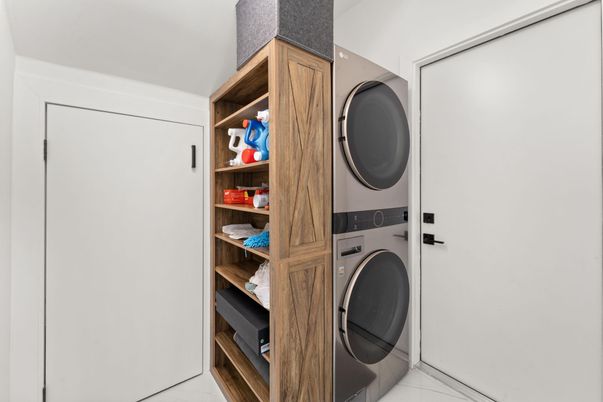 Interior, Utility Closets, Washer