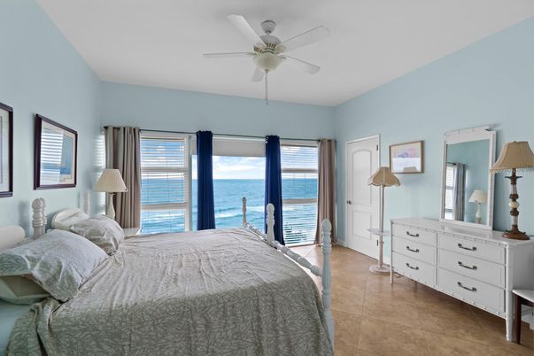 Bedroom, Interior, Water