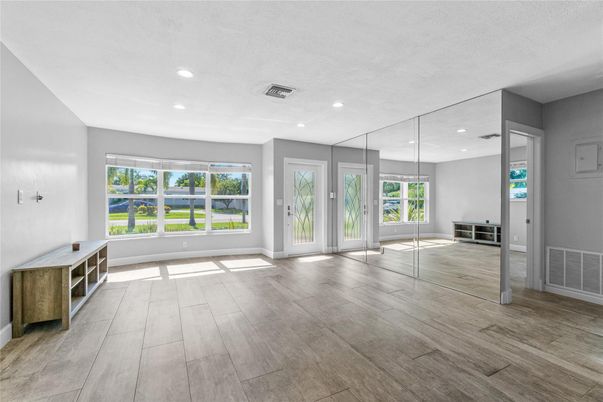 Empty room, Interior, Recessed Lighting, Wood Texture Flooring