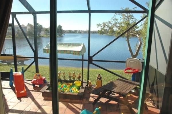Glass Ceilings, Interior, Sun Room, Water