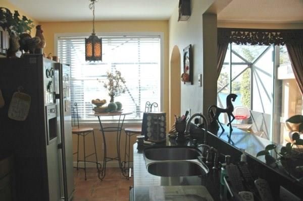 Dining room, Interior, Kitchen, Pendant Lights