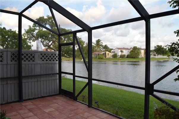 Glass Ceilings, Interior, Sun Room, Water