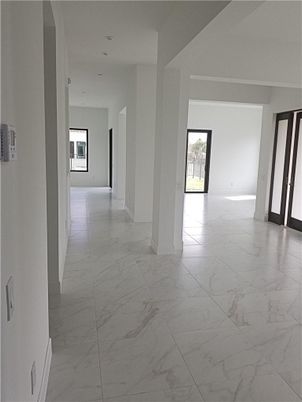 Empty room, Interior, Marble, Recessed Lighting