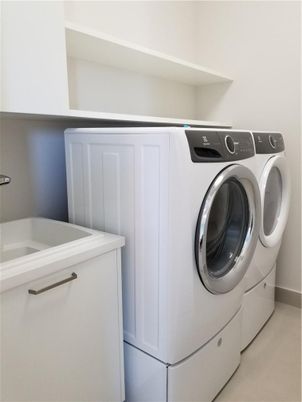 Interior, Washer