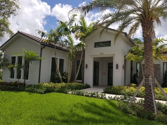Backyard, Exterior, Facade, Spanish Mediterranean