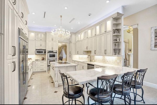 Chandelier, Interior, Kitchen, Recessed Lighting, Stainless Steel Appliances