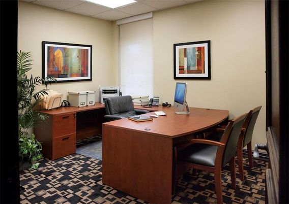 Home Office, Interior