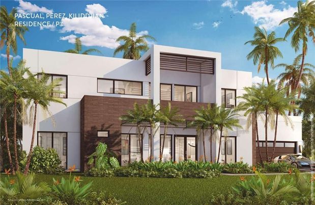 Exterior, Facade, Modern