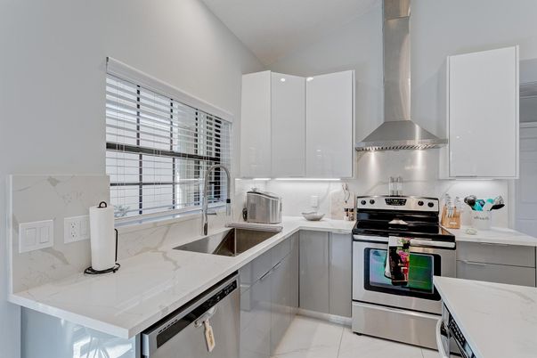 Interior, Kitchen, Stainless Steel Appliances