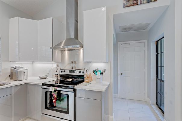 Interior, Kitchen, Marble, Stainless Steel Appliances