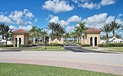 Backyard, Exterior, Facade, Mediterranean