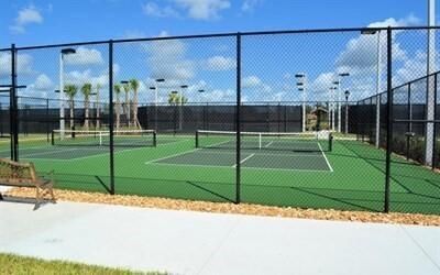 Exterior, Tennis Courts